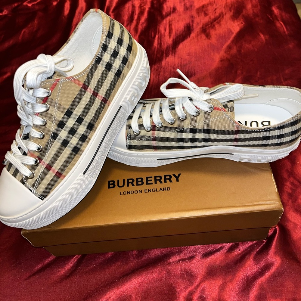 Burberry Check Sneakers